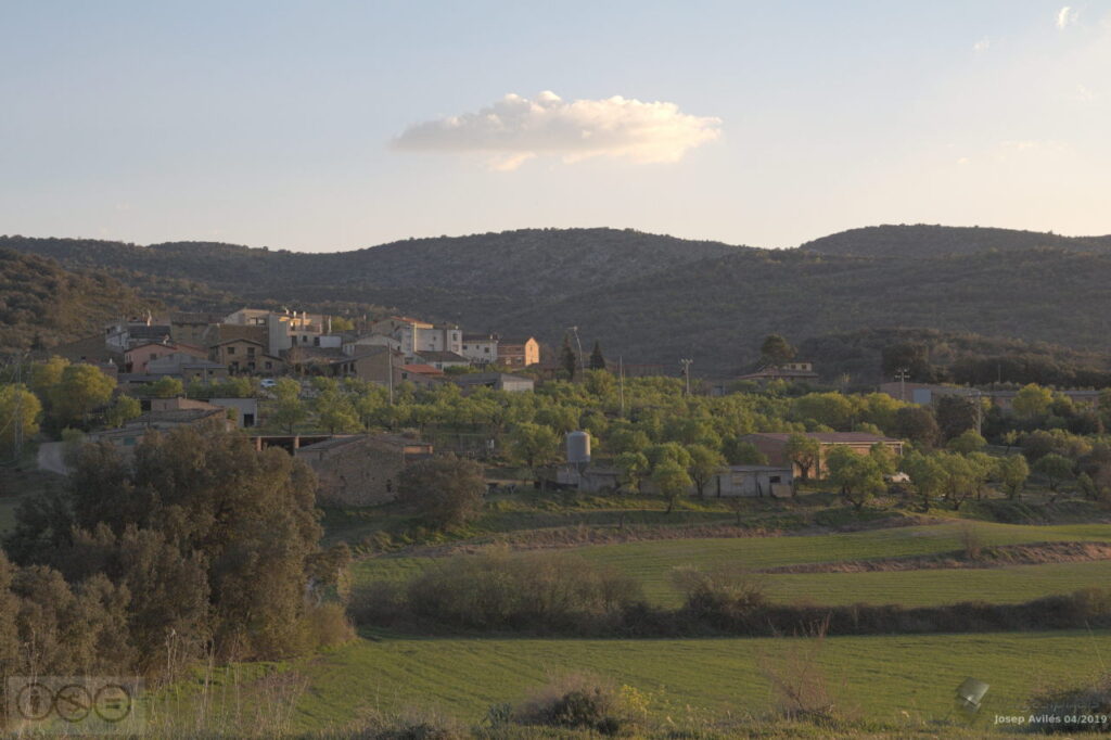 Vista del poble d'Agulló